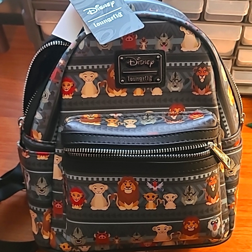 Disney loungefly pack. Lion king theme. New with tags.